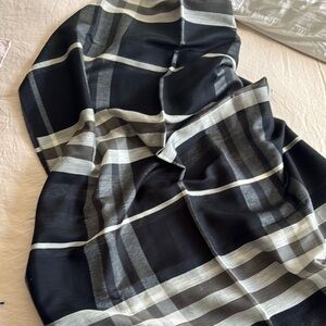 Plaid Black and Gray Scarf